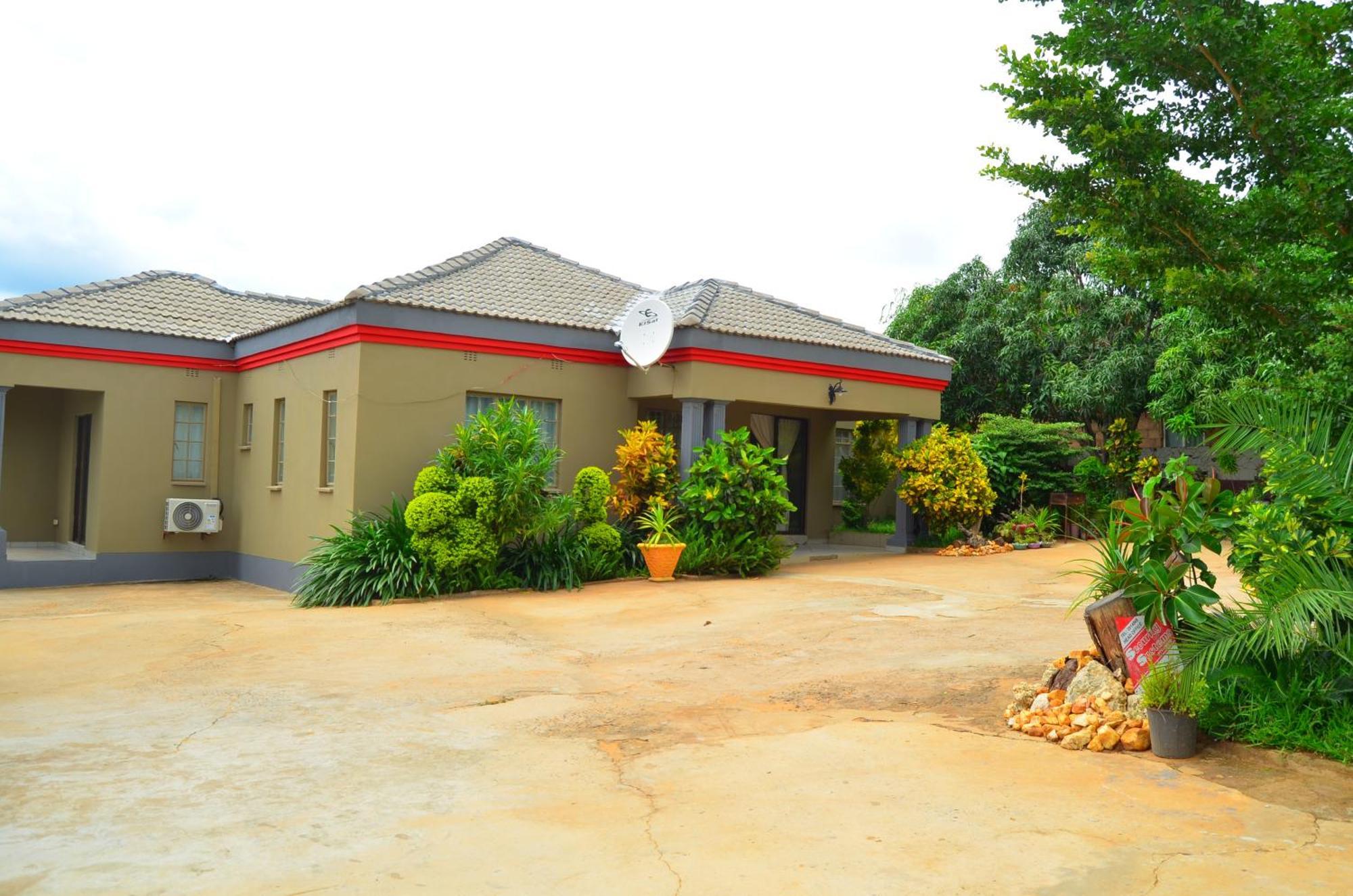 Chobe Kulotu Guest House Kasane Exterior foto